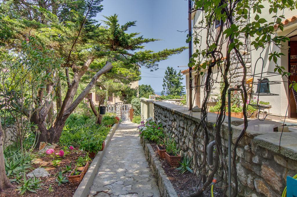 Holiday Home Villa Esperanca Veli Lošinj Eksteriør billede