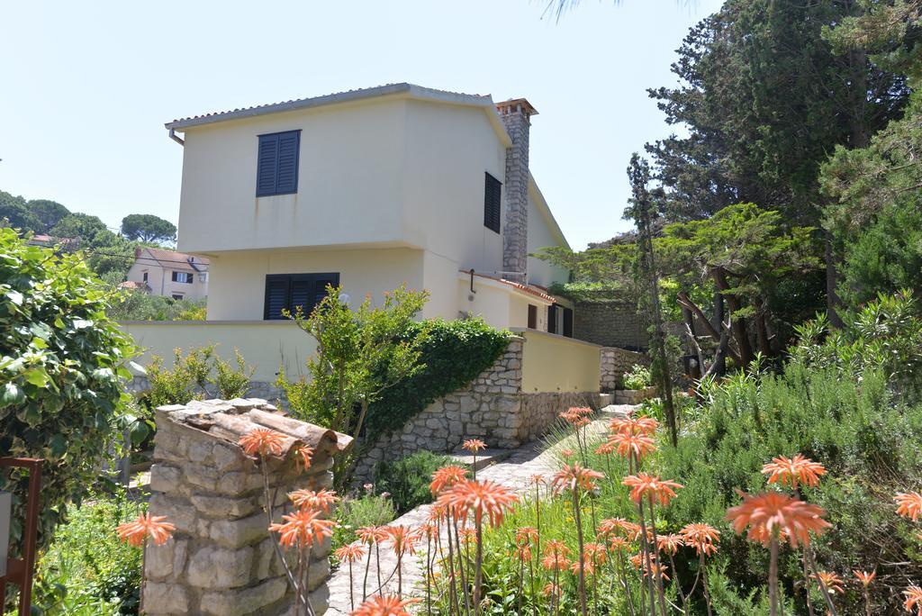 Holiday Home Villa Esperanca Veli Lošinj Eksteriør billede
